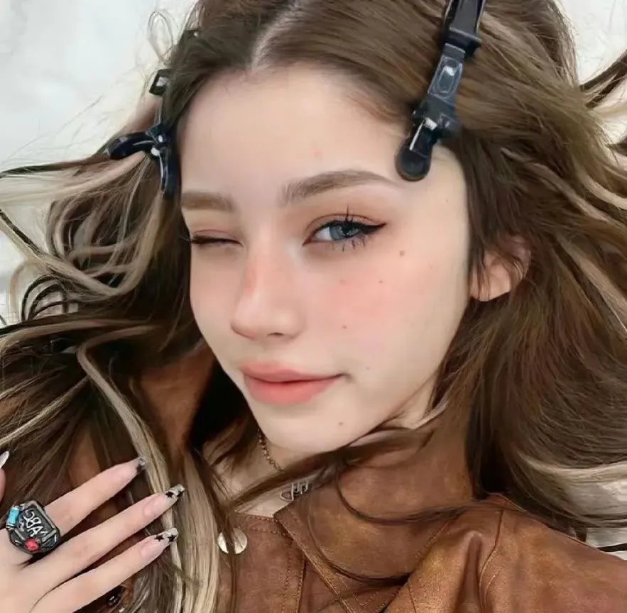 亨利和他的六个老婆